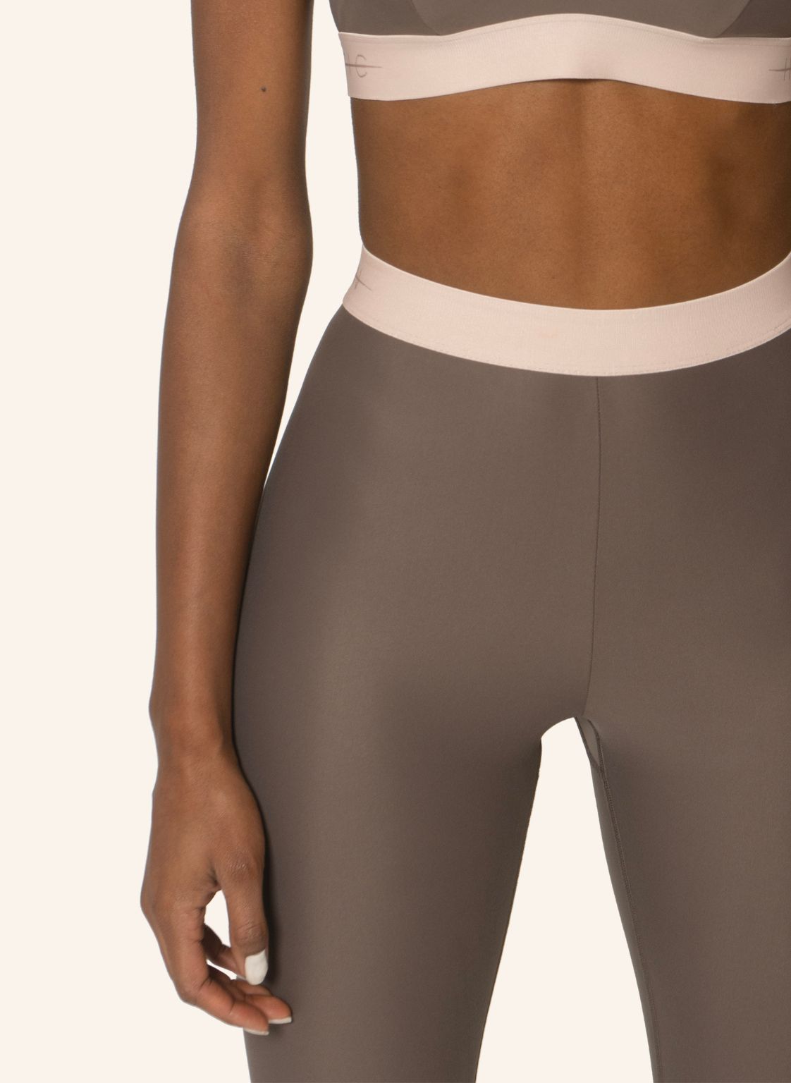 Saleina Cropped Leggings Soft Earth - Horizon Athletic