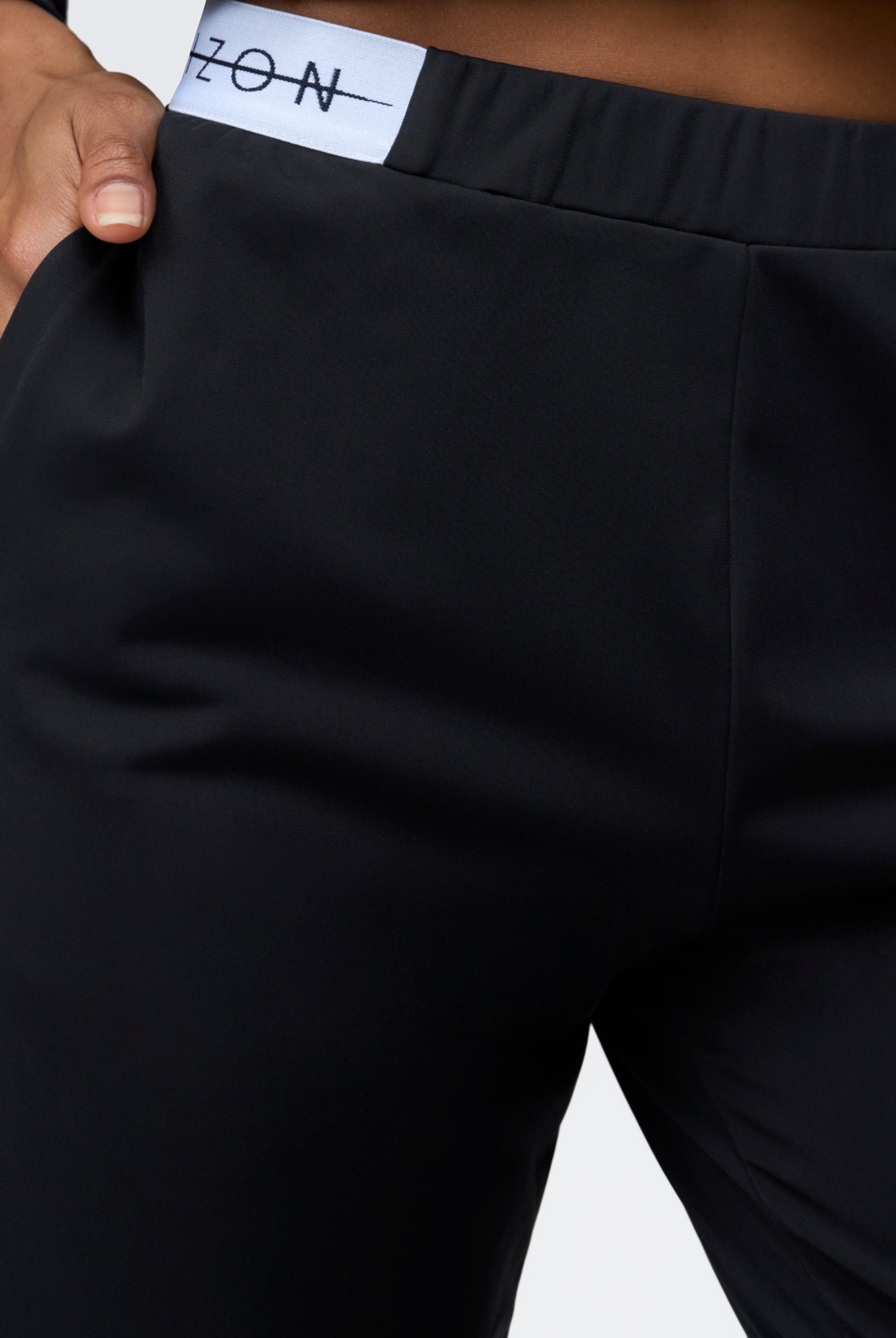 Silvretta Trackpants Lava Stone - Horizon Athletic